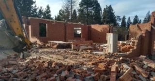 Демонтаж 1 этажного дома Топки, цена от 1622 руб.