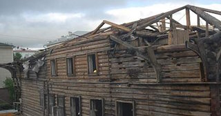 Демонтаж деревянных конструкций в Топках - расценки от 1047 рублей - Сварной-Тпк